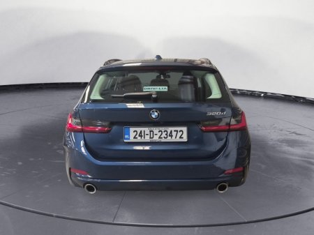 2024 BMW 3-Series - photo 6
