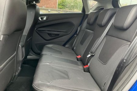 2017 Ford Fiesta - photo 20