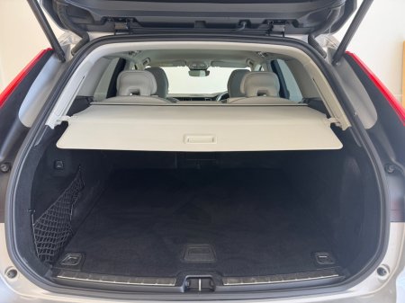 2022 Volvo XC60 - photo 11