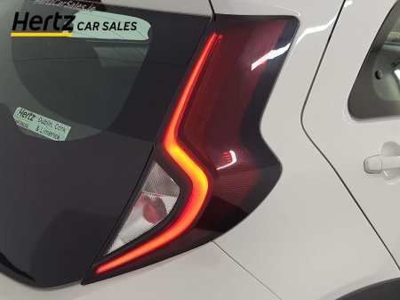2023 Toyota Aygo X - photo 8