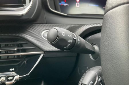 2025 Peugeot 208 - photo 14