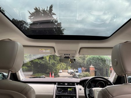 2017 Land Rover Discovery - photo 13