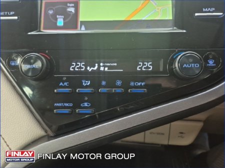 2019 Toyota Camry - photo 23