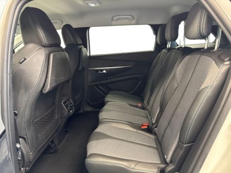 2021 Peugeot 5008 - photo 11
