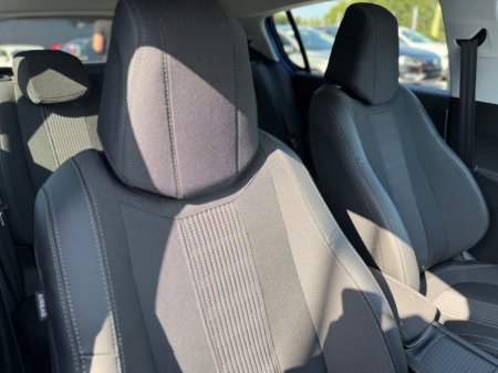 2021 Peugeot 308 - photo 15