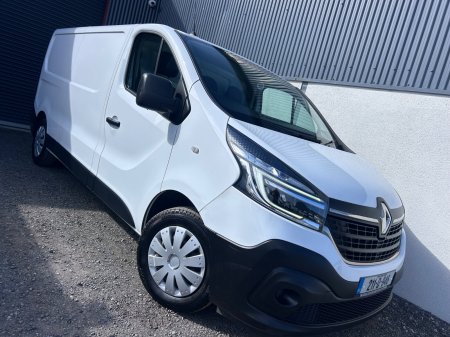 2021 Renault Trafic - photo 2