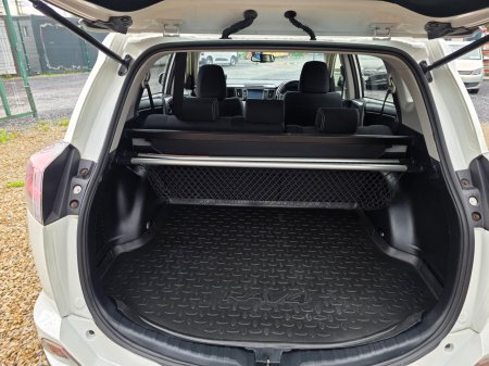 2016 Toyota RAV4 - photo 6
