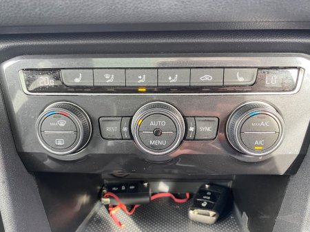2021 Volkswagen Tiguan - photo 32
