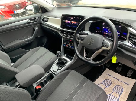 2023 Volkswagen T-Roc - photo 15