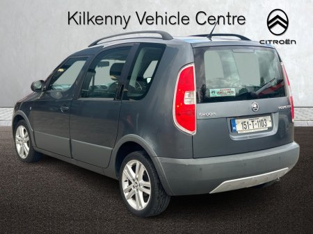 2015 Skoda Roomster - photo 2
