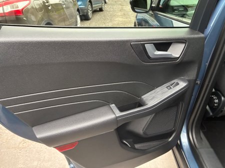 2022 Ford Kuga - photo 23
