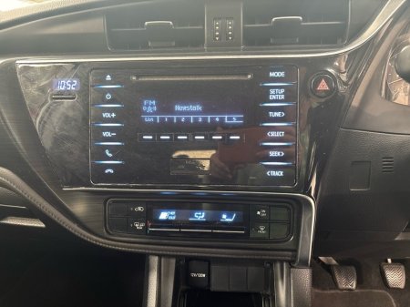 2017 Toyota Auris - photo 12