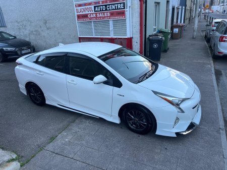 2017 Toyota Prius - photo 30