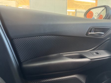 2019 Toyota C-HR - photo 12