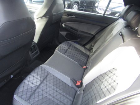 2023 Volkswagen Golf - photo 9