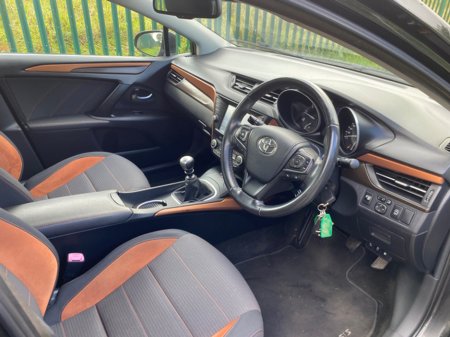 2018 Toyota Avensis - photo 15