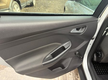 2012 Ford Focus - photo 20