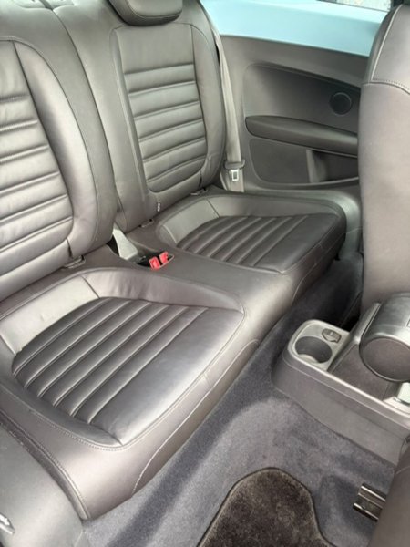 2012 Volkswagen Beetle - photo 9
