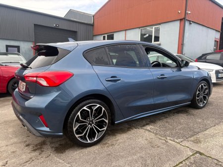 2020 Ford Focus - photo 6