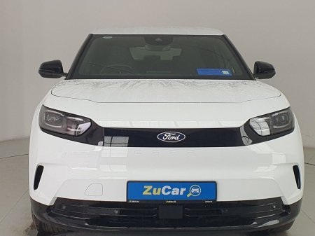 2025 Ford Capri - photo 2