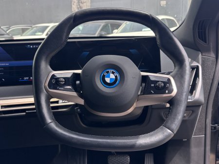 2023 BMW iX - photo 9