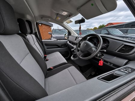 2019 Peugeot Expert - photo 14