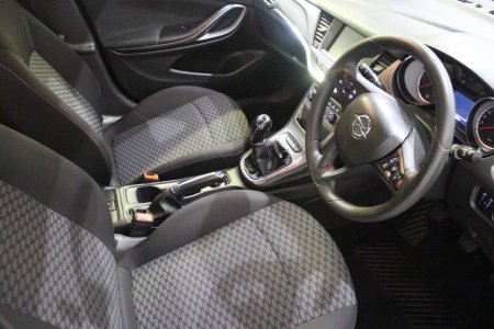 2016 Opel Astra - photo 13