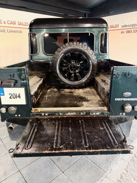 2014 Land Rover Defender - photo 7