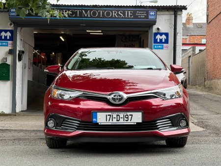 2017 Toyota Auris - photo 2