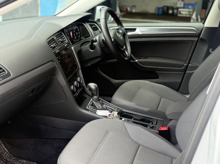 2019 Volkswagen Golf - photo 10