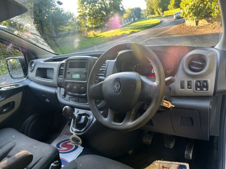 2016 Renault Trafic - photo 16