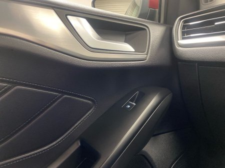 2023 Ford Focus - photo 11