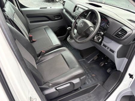 2022 Opel Vivaro - photo 9
