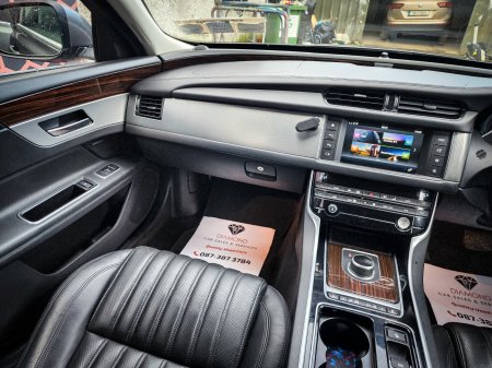 2016 Jaguar XF - photo 19