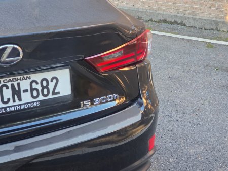 2015 Lexus IS - photo 9