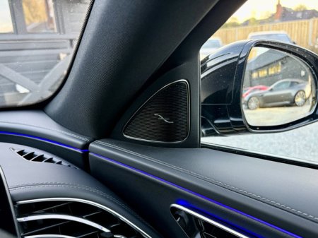 2025 Mercedes-Benz E 300 - photo 23