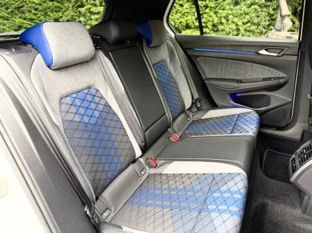 2023 Volkswagen Golf - photo 23