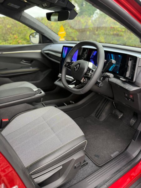 2024 Renault Scenic - photo 17