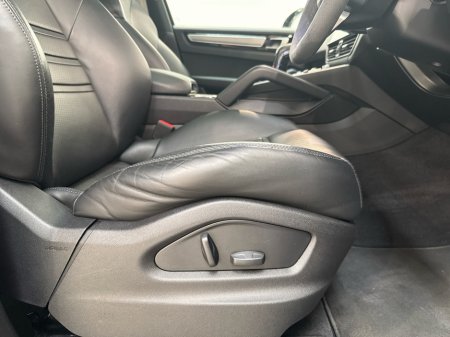 2022 Porsche Cayenne - photo 22