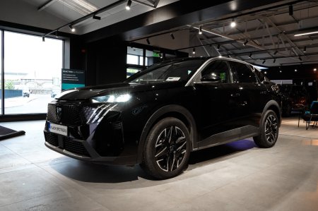 2025 Peugeot 3008 - photo 3