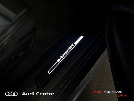 2023 Audi e-tron GT quattro - photo 25