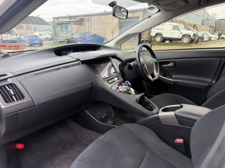2013 Toyota Prius - photo 15
