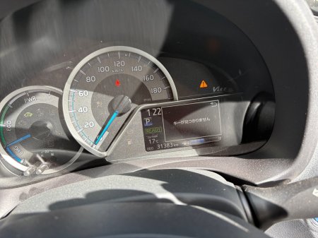 2018 Toyota Vitz - photo 5
