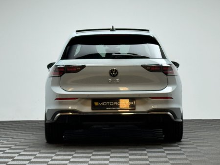 2025 Volkswagen Golf - photo 6