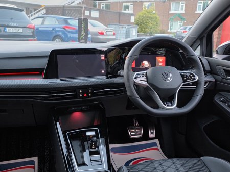 2024 Volkswagen Golf - photo 23