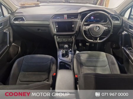2018 Volkswagen Tiguan - photo 2