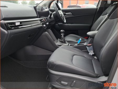 2026 Kia Sportage - photo 3