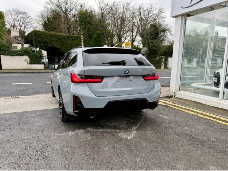 2023 BMW 3-Series - photo 3