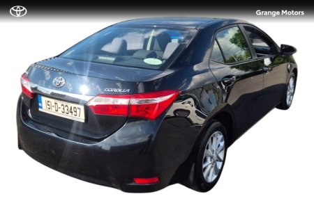 2015 Toyota Corolla - photo 2