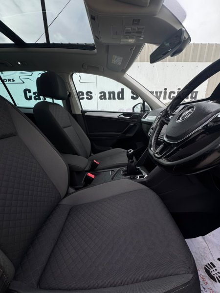 2017 Volkswagen Tiguan - photo 10